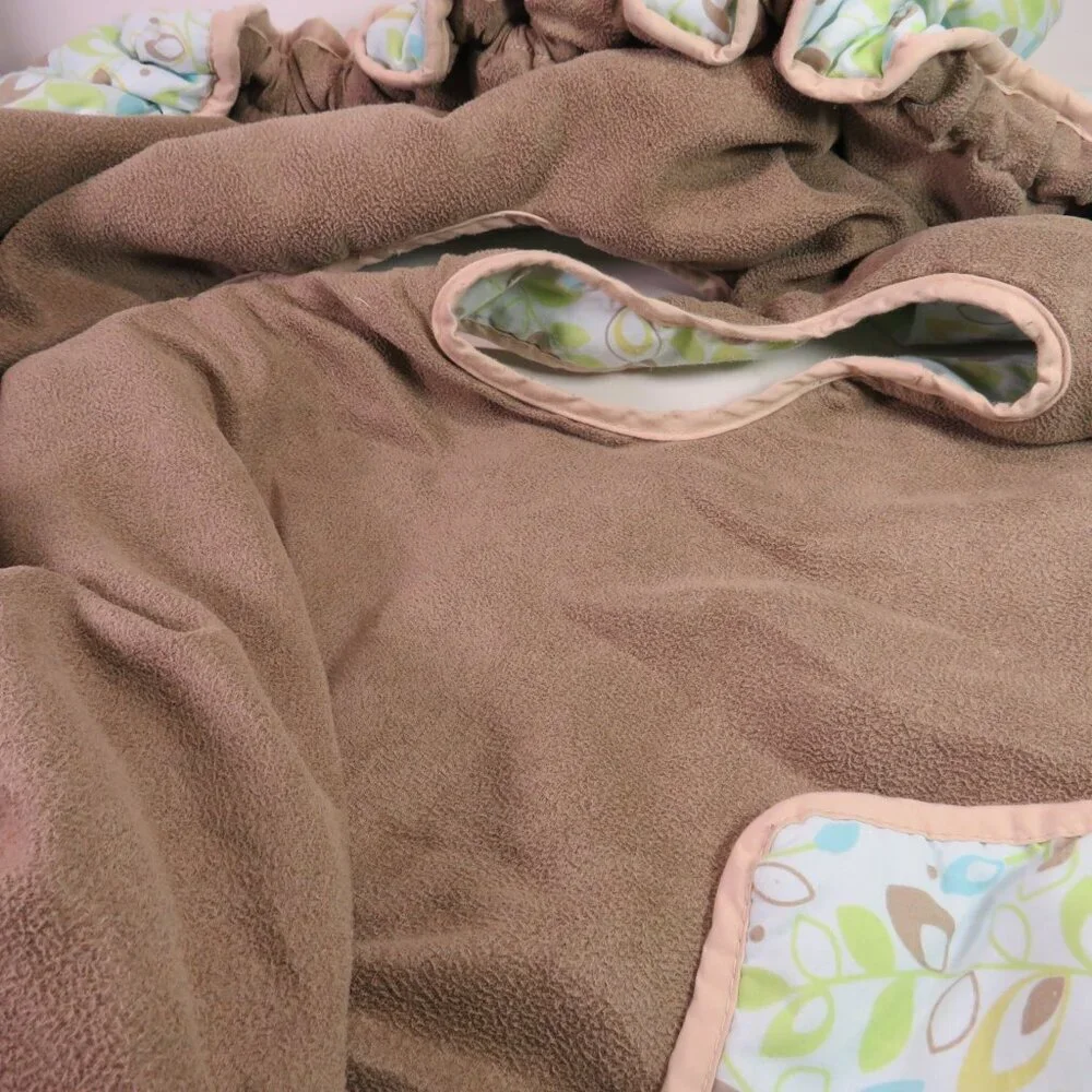 Baby Eddie Bauer Shopping Cart Cover green & brown leaf unisex design